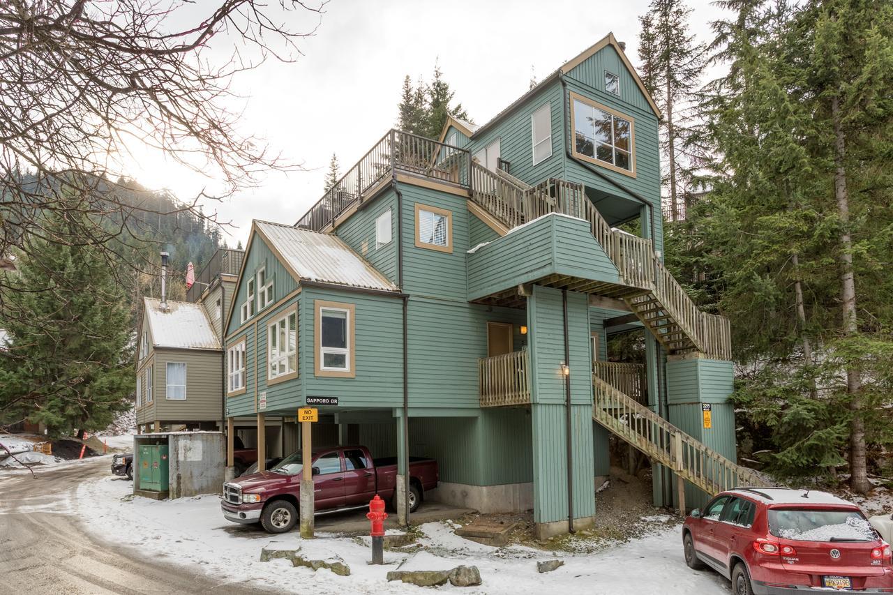 Gondola Village Apartment